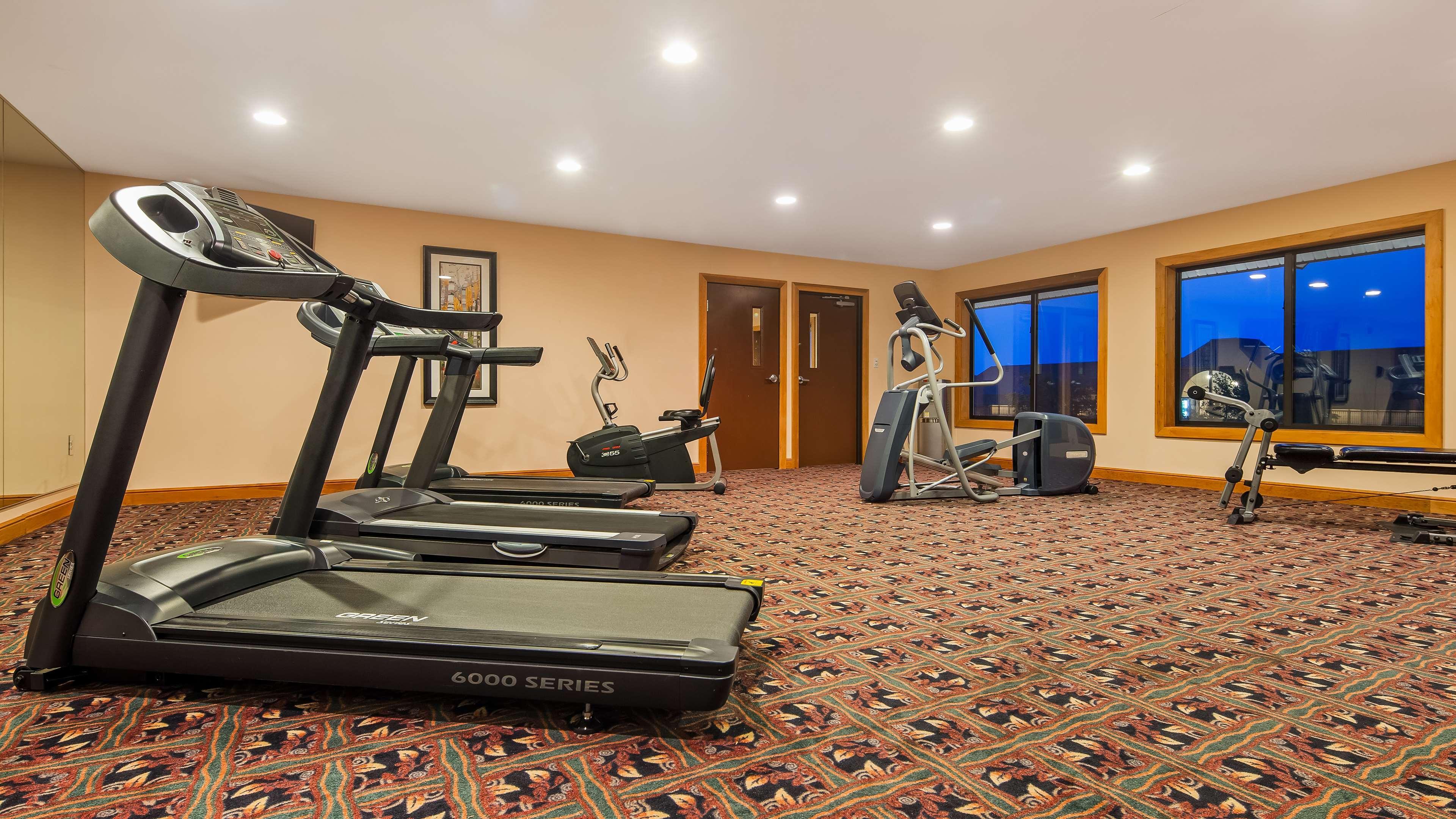 Best Western Plus Dockside Waterfront Inn Mackinaw City Exterior photo
