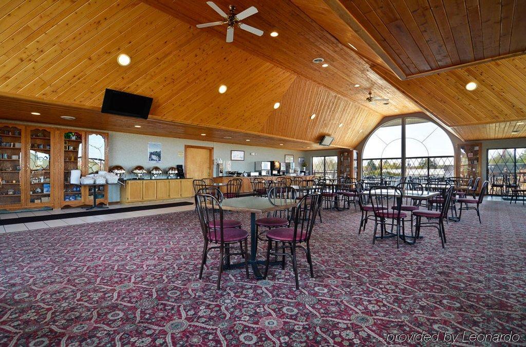 Best Western Plus Dockside Waterfront Inn Mackinaw City Exterior photo