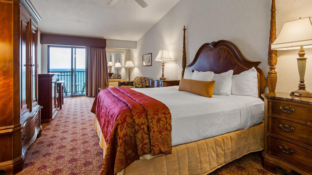 Best Western Plus Dockside Waterfront Inn Mackinaw City Exterior photo